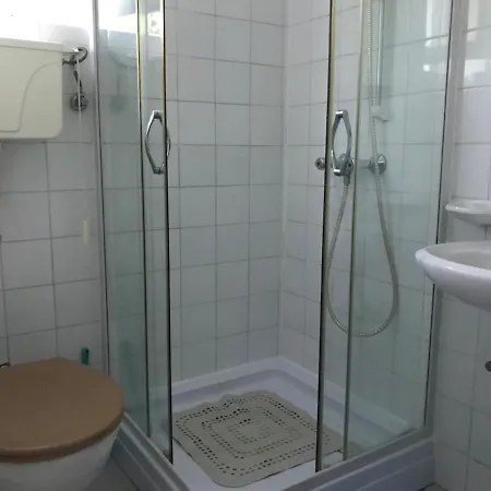 Charlie Földszint, 8 Fős, 100m2-es Apartman